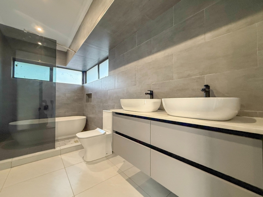4 Bedroom Property for Sale in Melodie North West